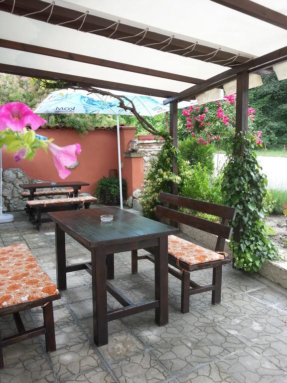 Sea View Family Hotel Kranevo Exterior photo